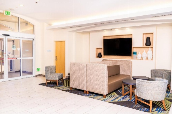 Holiday Inn Express & Suites Las Vegas I-215 S Beltway image 12